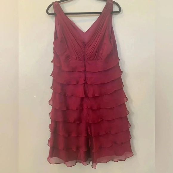 Ignite Tiered Sleeveless Berry Maroon Wine Short Evening Dress Women’s S Small - Picture 2 of 7